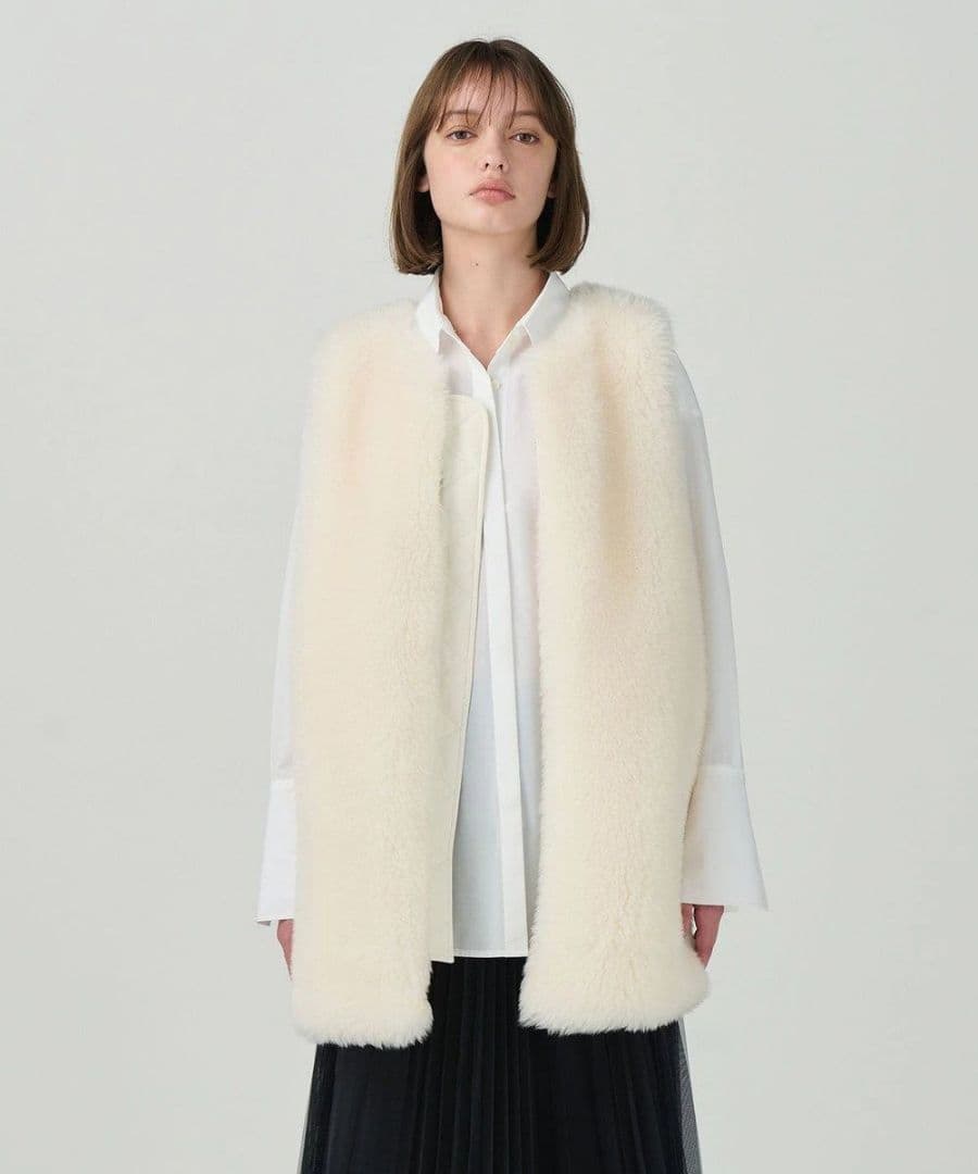 新品・未使用・タグ付き（グレースコンチネンタル）ウールボアコンビジレ