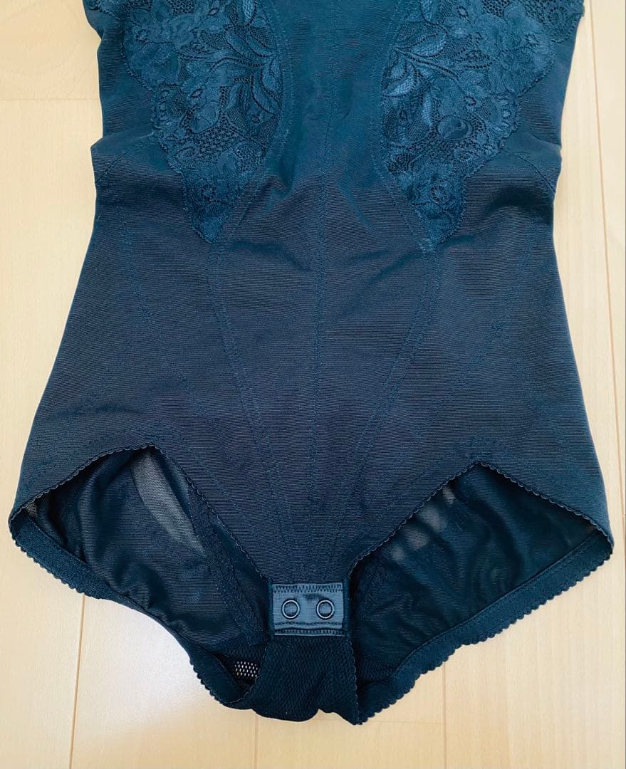 ダイアナ　ブラックフォーマルボディスーツ