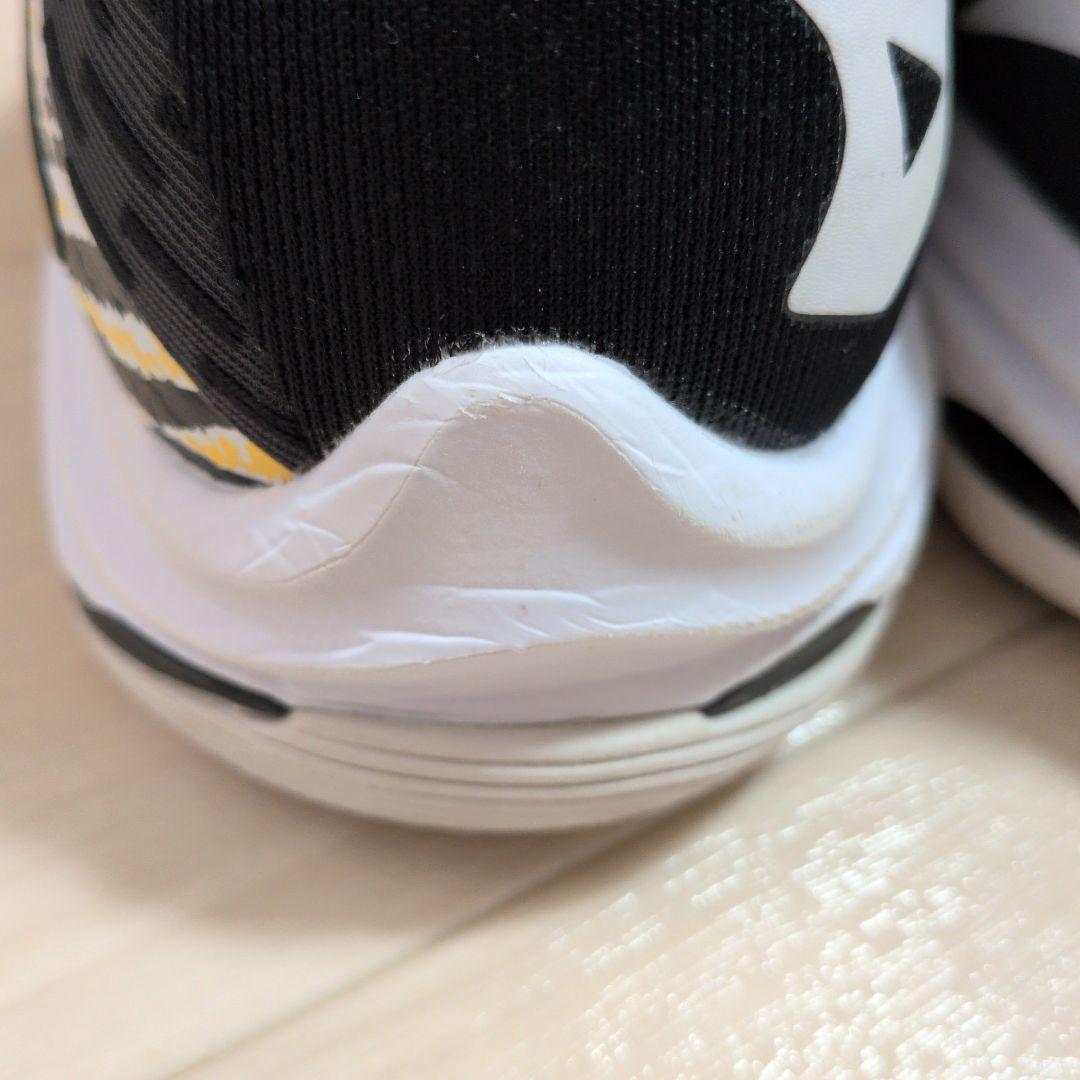 値下げMizuno Wave Lightning Z7 海外限定モデル