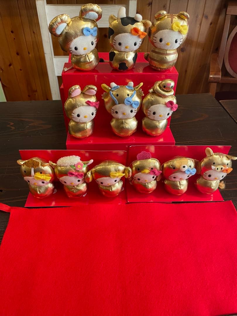 未使用　難あり　ハローキティ　プチ十二支セット