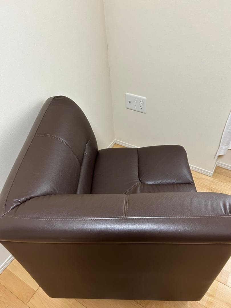 1人掛けソファー、フェイクレザーソファー、ダークブラウンソファー、コーナーソファ