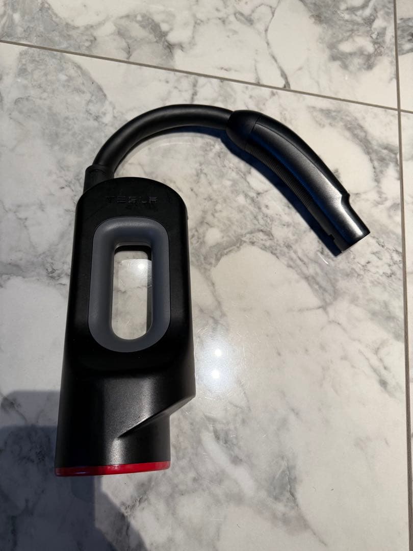 テスラ充電変換器　チャデモ用