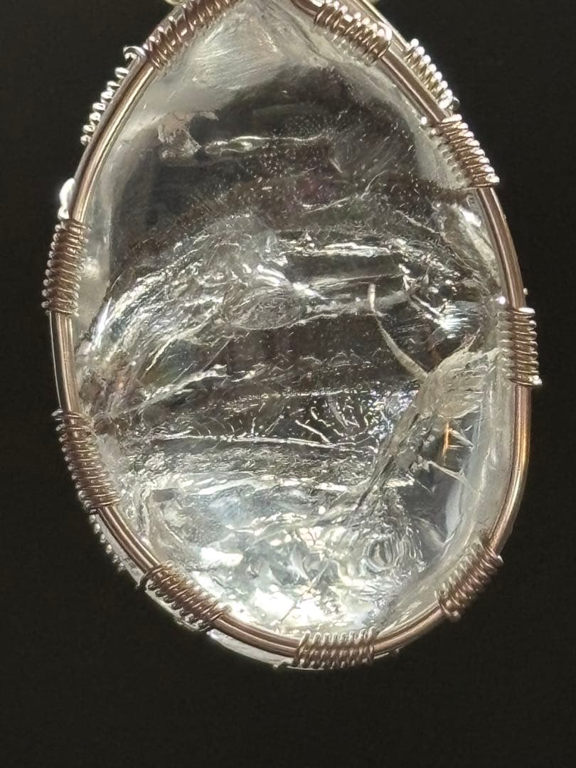 水入り水晶　流砂入り水晶　エレスチャル　ペンダントトップ　チャーム　天然石