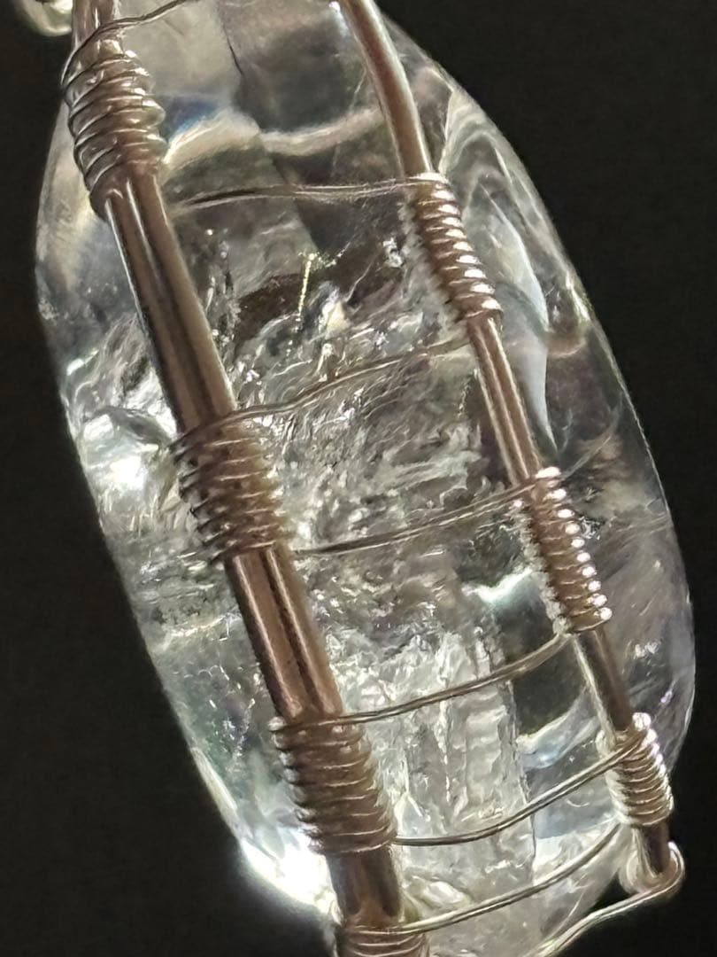 水入り水晶　流砂入り水晶　エレスチャル　ペンダントトップ　チャーム　天然石