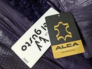 138　新品未使用タグ付き　ラムレザー　羊革　フード付き　中綿　ロングコート