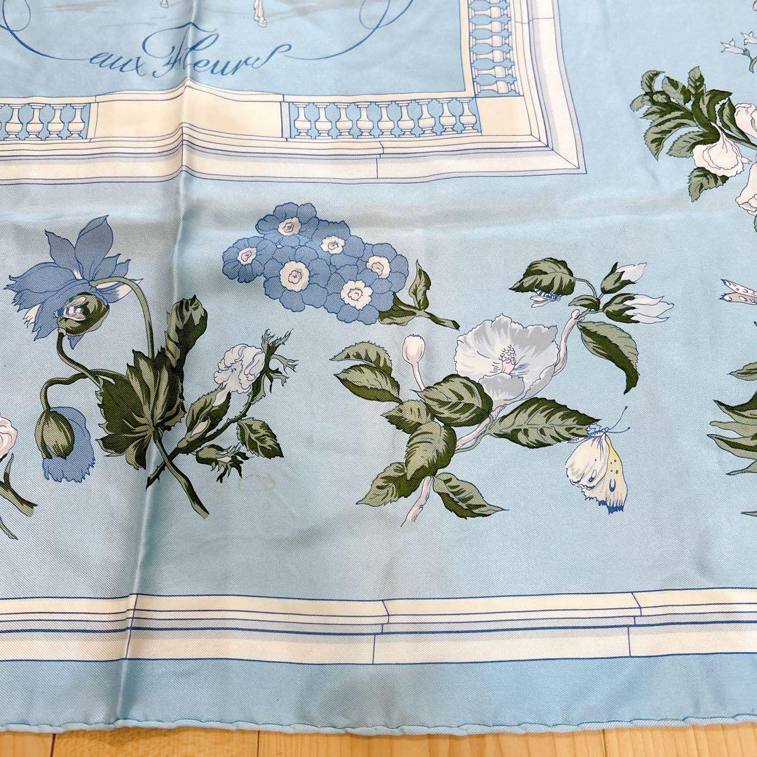 HERMES カレ90 Quai aux Fleurs 花咲く海岸通り