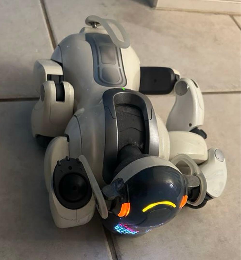 【ジャンク品】Sony AIBO ERS-7ホワイト 充電器付き
