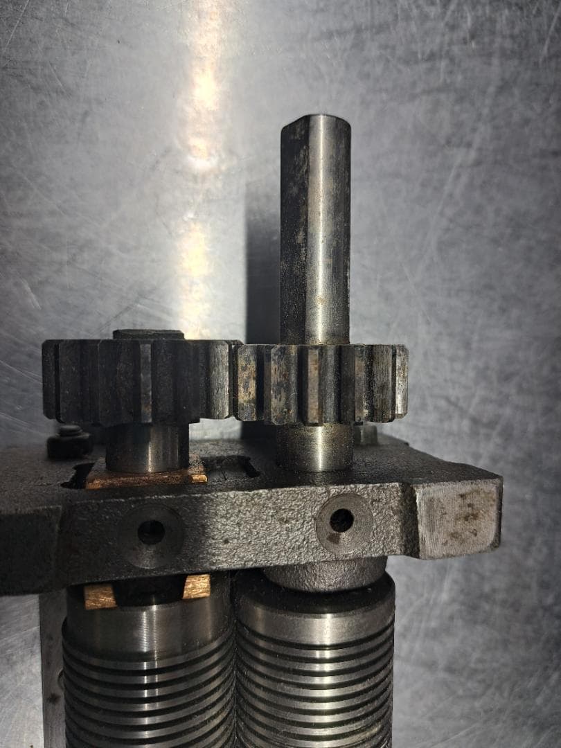 そば・麺切り包丁 二重ローラー構造 約30cm