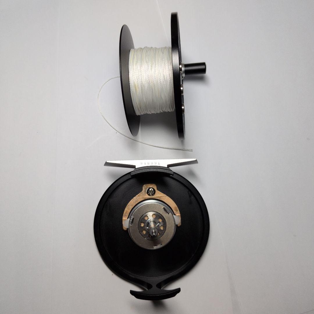 スミスマリエットフライリール　　　MR８．５　ブラック　美品