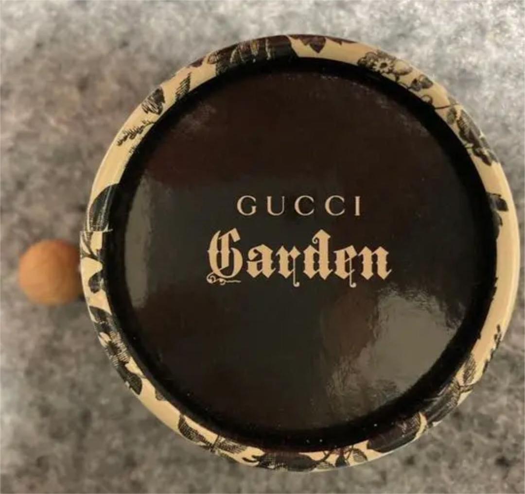 GUCCI オルゴール（紙袋付き）