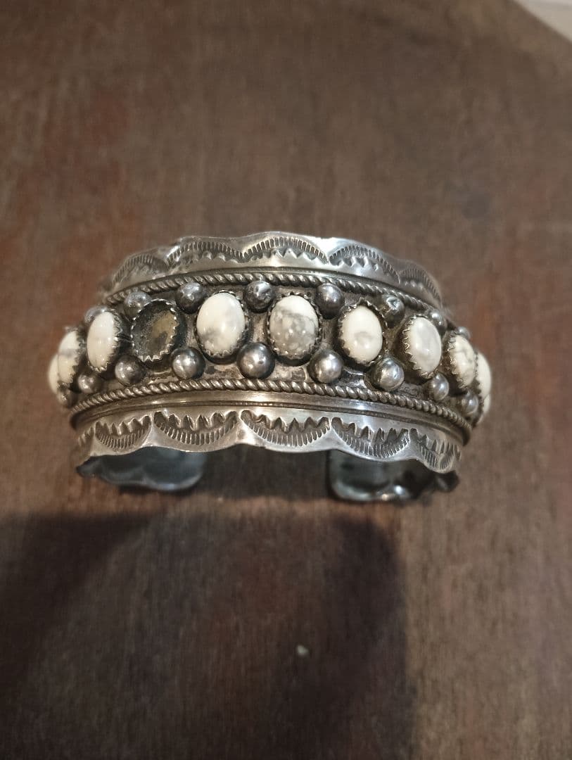 ま*】様 総重量57.7g　ホワイトバッファロー特注ブレス　ナバホ　ズニ　キムタ