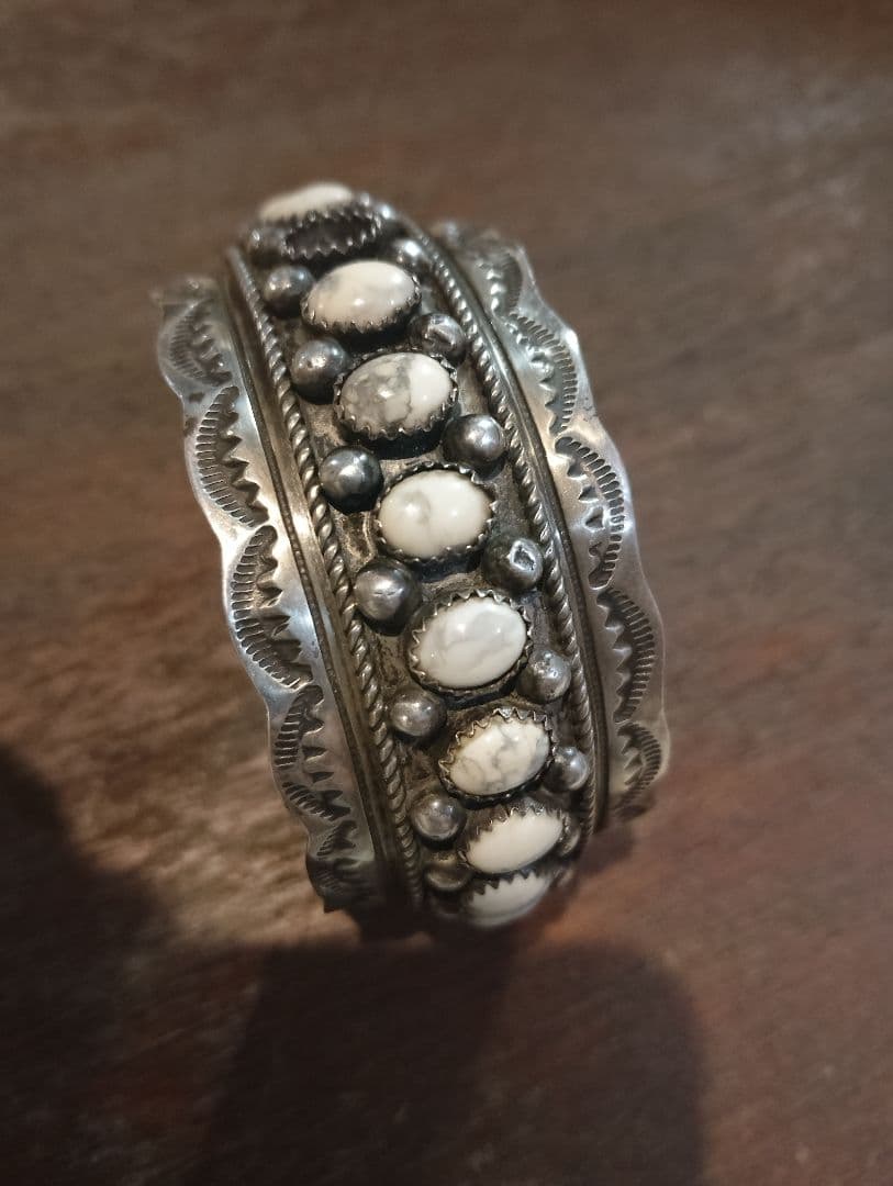 ま*】様 総重量57.7g　ホワイトバッファロー特注ブレス　ナバホ　ズニ　キムタ