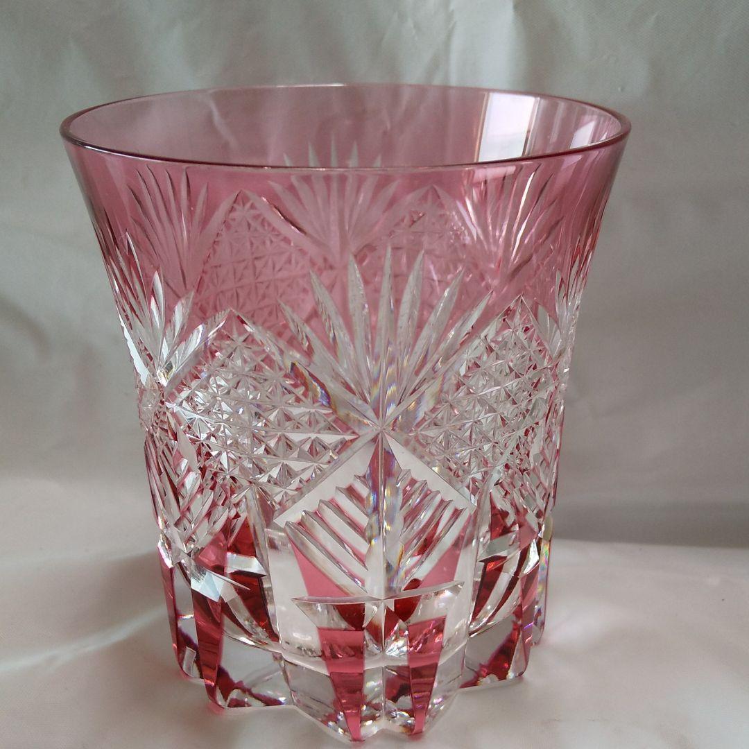 カガミクリスタル 赤被せ切子 麻の葉に笹の葉紋