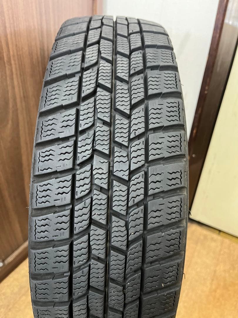 ②2019年製グッドイヤー 中古冬タイヤ 155/65R14 4本セット軽自動車