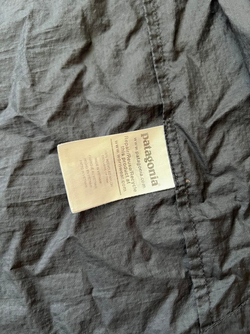 パタゴニア フーディニジャケット・メンズ Sサイズ ブラックカラー