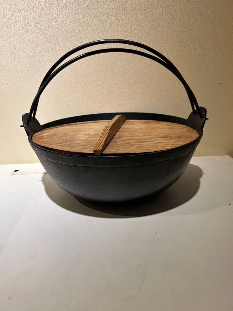 o*o様 033　池永鉄工　南部鉄器　丸鍋　36㎝　いろり鍋　蓋あり