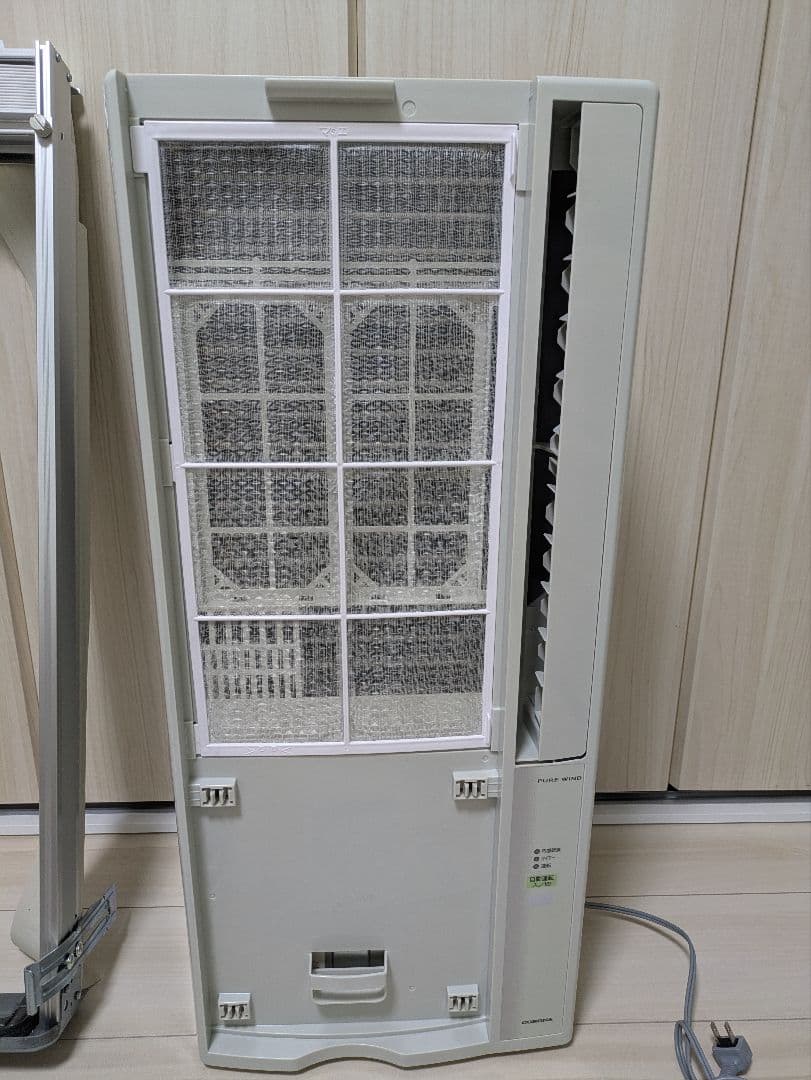 コロナルームエアコン CW-1824R