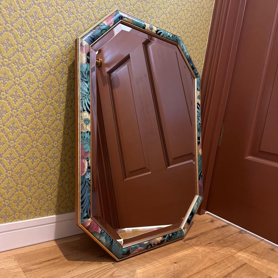 美品 イタリア製 フラワー オクタゴンシェイプ ウォールミラー シャビー