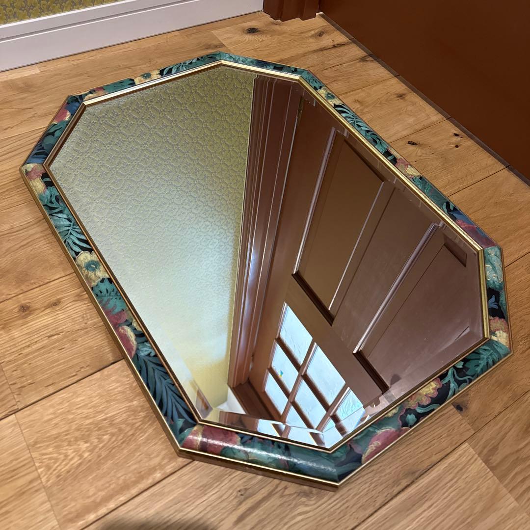 美品 イタリア製 フラワー オクタゴンシェイプ ウォールミラー シャビー