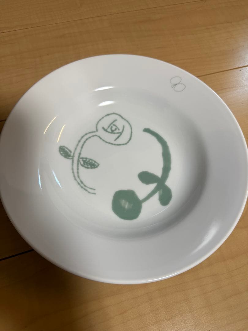 fuwa fuwa　浅皿2枚　深皿2枚