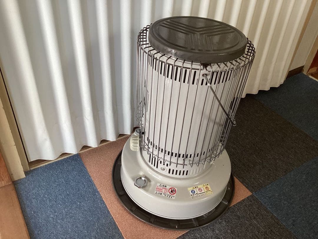 TOYOTOMI 灯油ストーブ　KS-67F