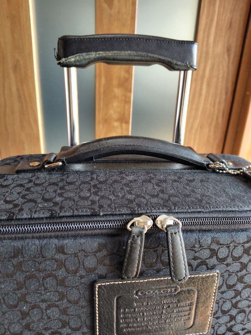 コーチ　シグネチャーストライプ　キャリーケースとトートバッグのセット