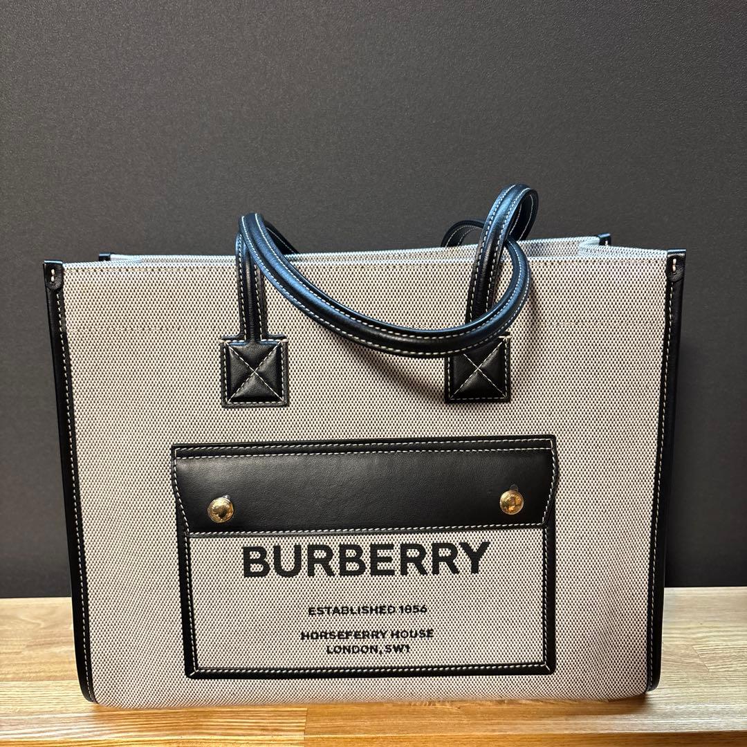 【未使用】Burberry フレヤトートバッグ