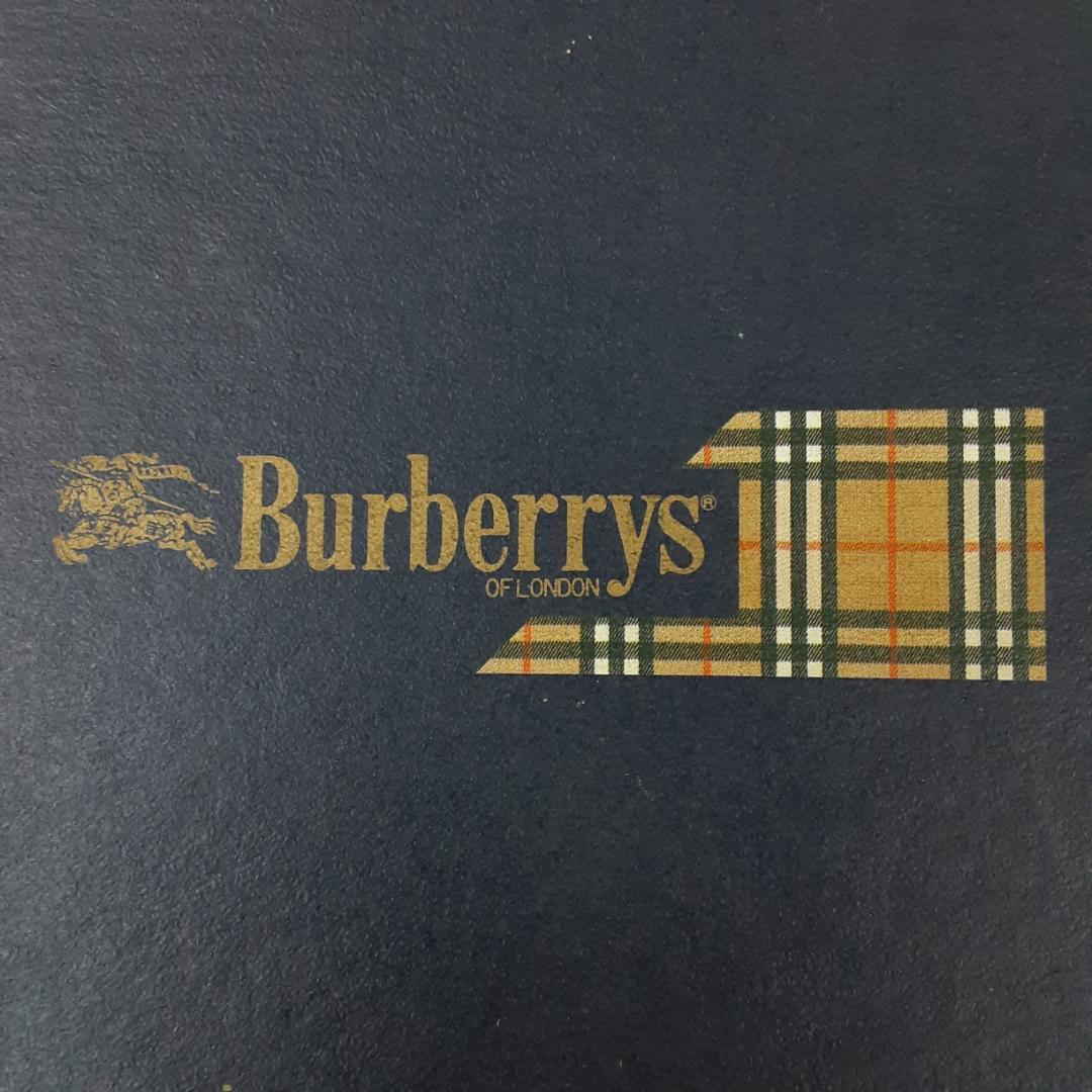 未使用保管品◎Burberrys 長財布 赤系 箱付き