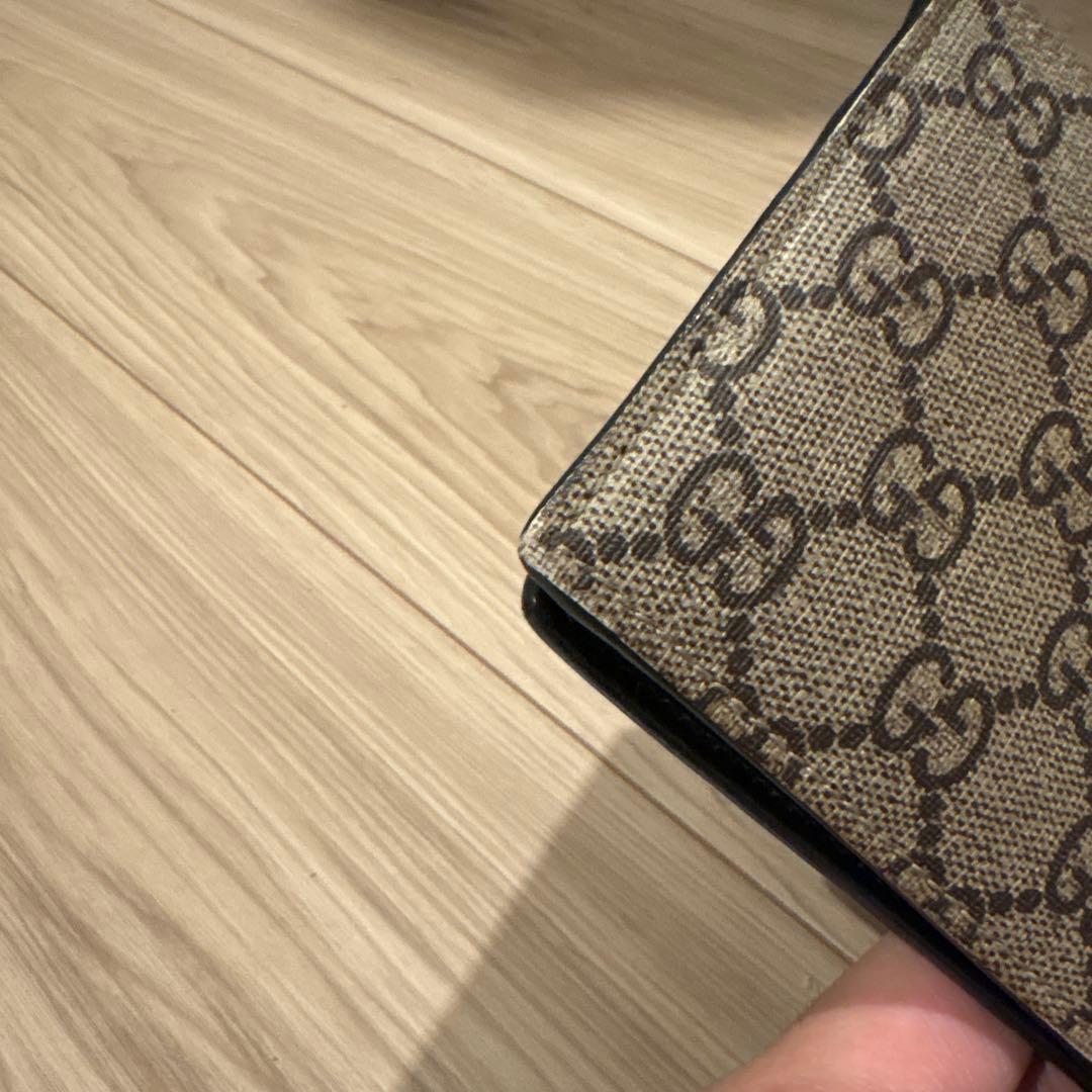 GUCCI グッチ 蜂 二つ折り財布