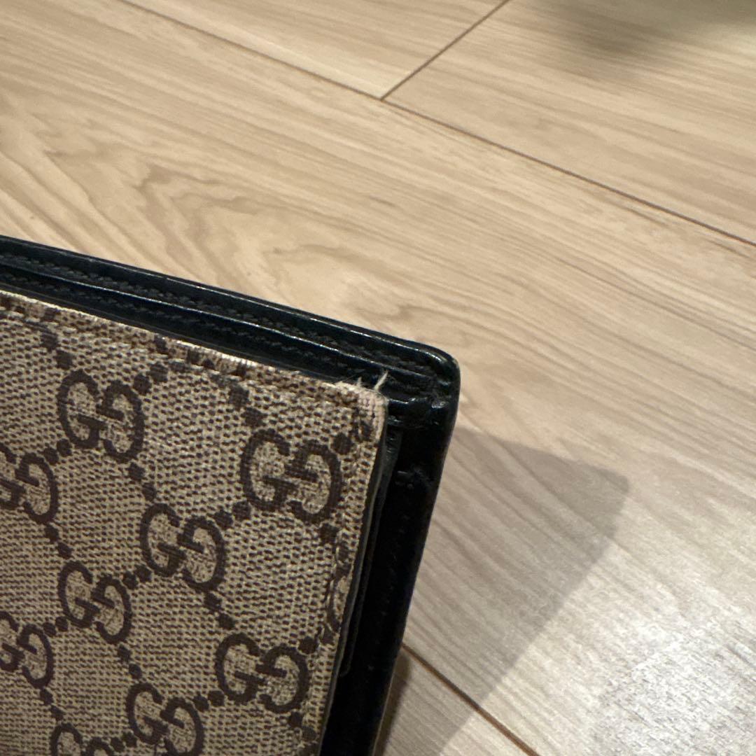 GUCCI グッチ 蜂 二つ折り財布