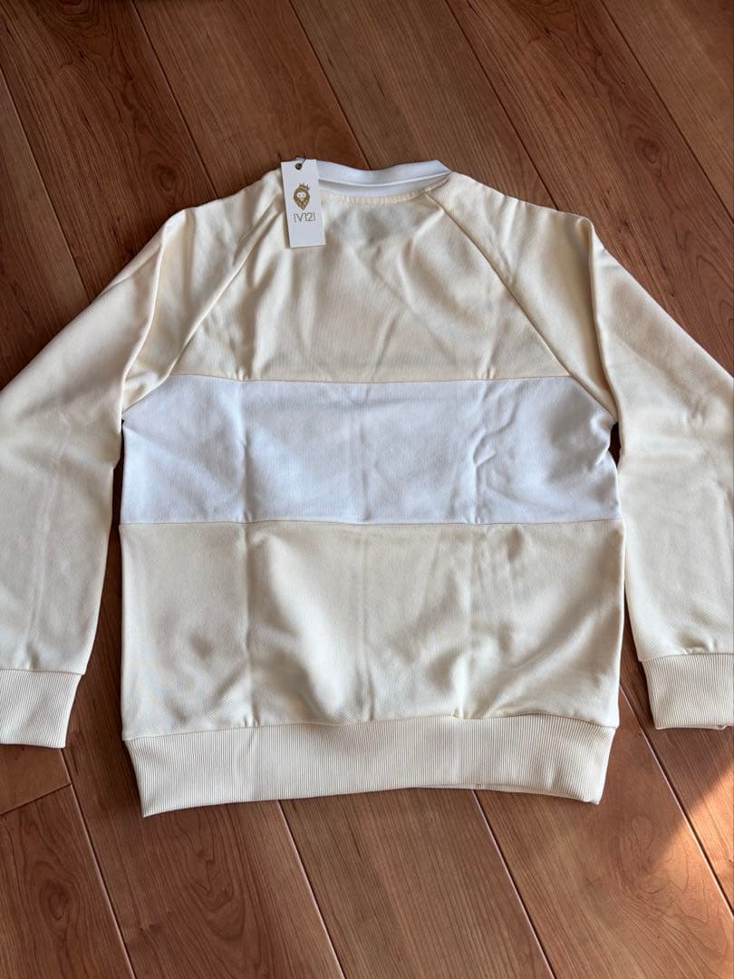 V12 メンズ　シャツ　M 新品　タグ付き