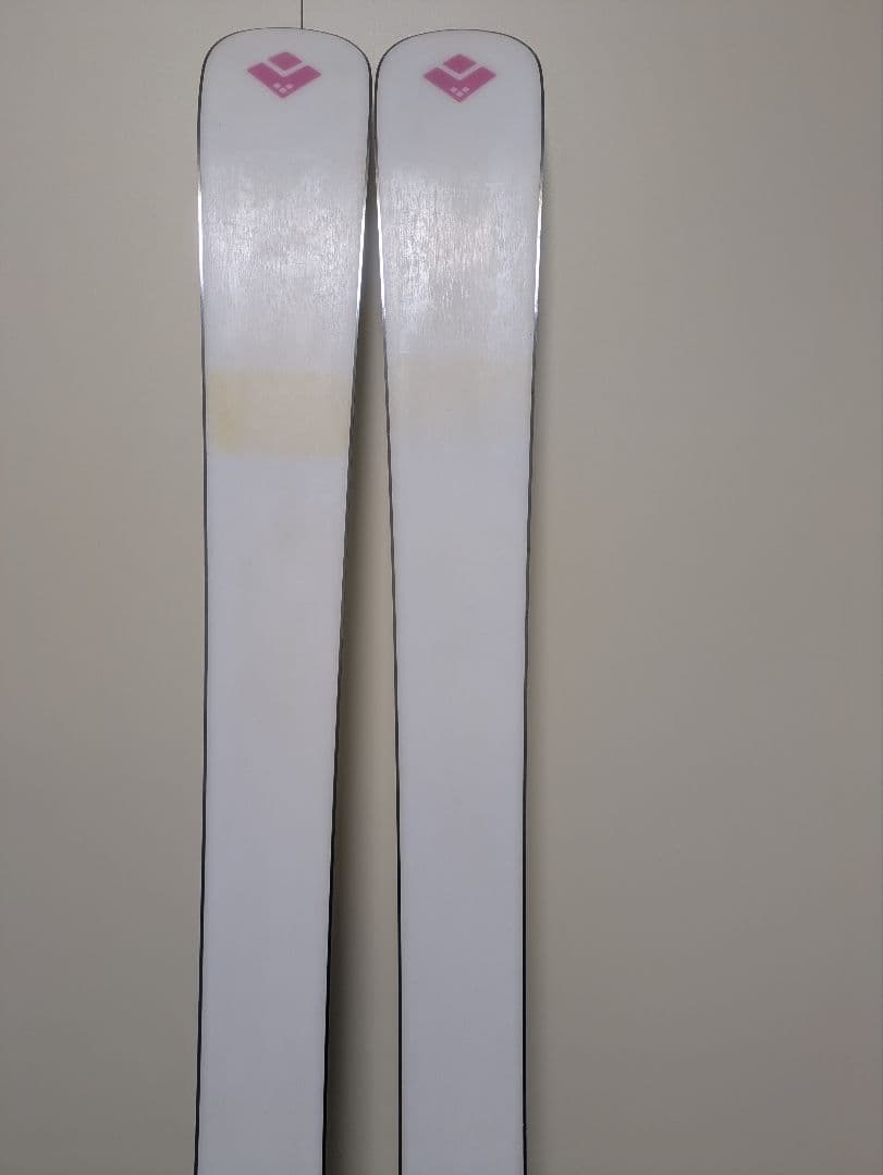 ヴェクターグライドnana ジュニアスキー板150cm 調整ビンディング付