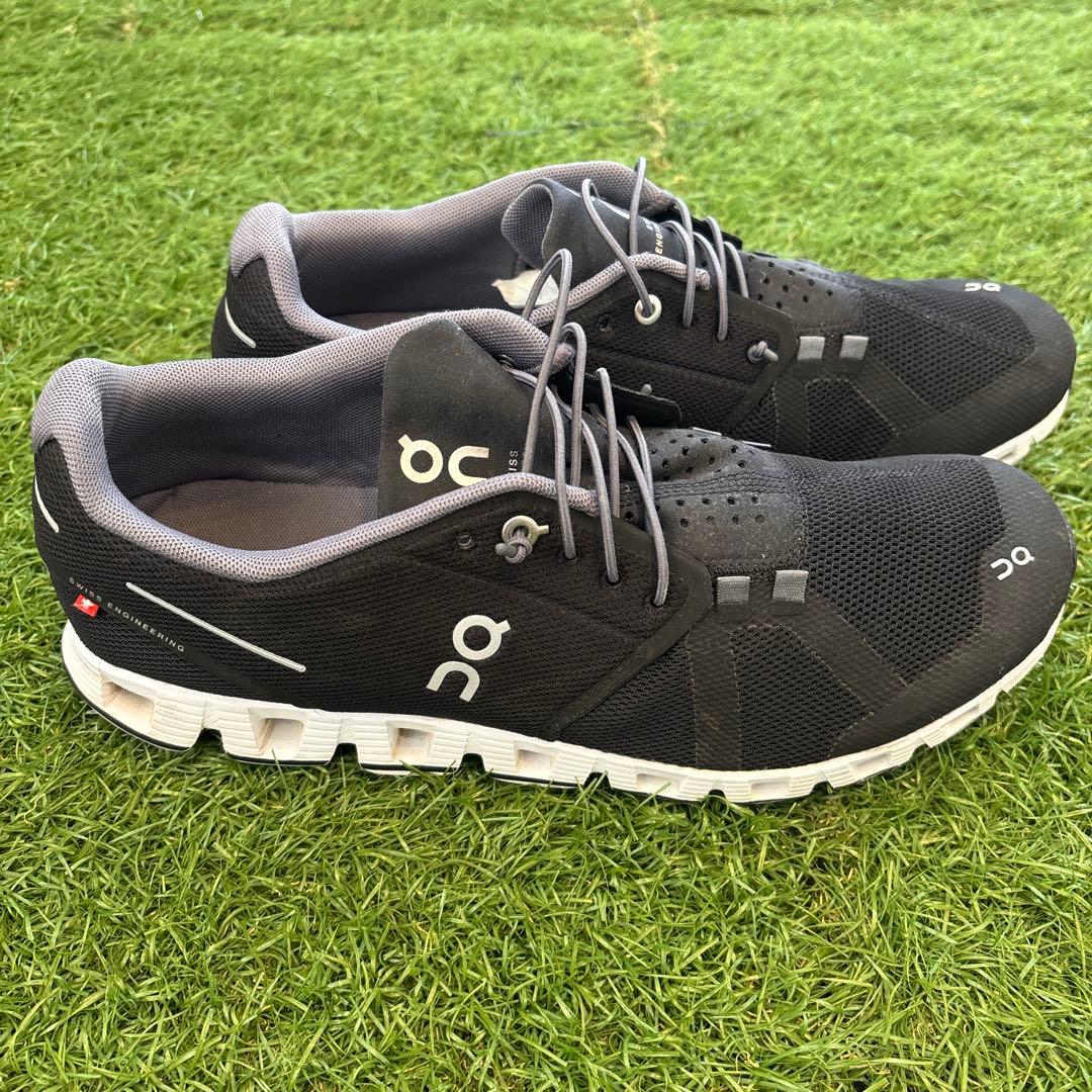 On オン　ブラック スニーカー　CLOUD クラウド　28.0cm