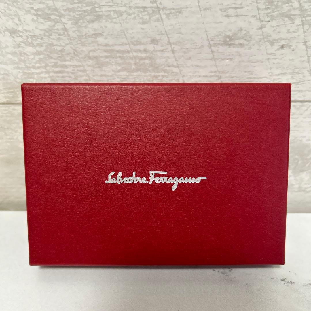 新品 未使用　Salvatore Ferragamo キーリング キーホルダー