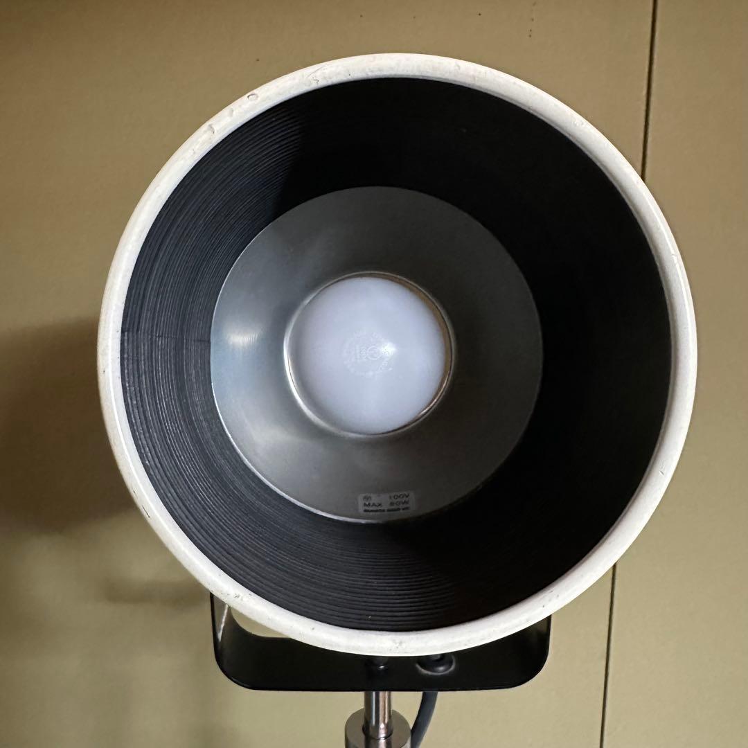 innovator イノベーター フロア スポットライト 移動式