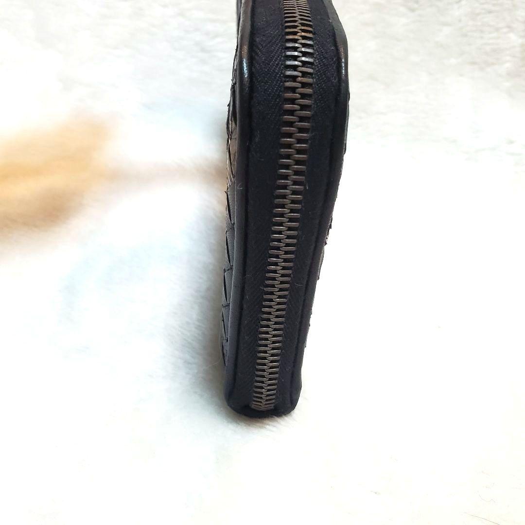 美品 ボッテガヴェネタ イントレチャートパイソン　カーフ　ラウンド　長財布