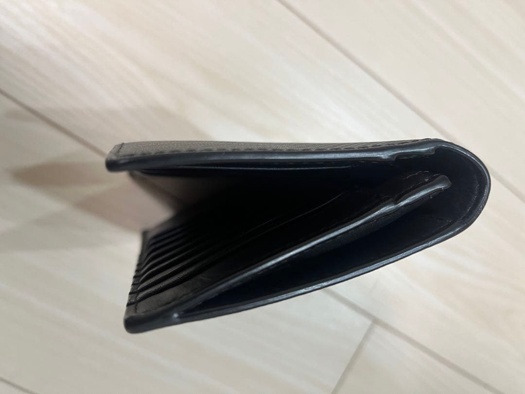 BURBERRY ブラックレザー長財布　値下げしました！