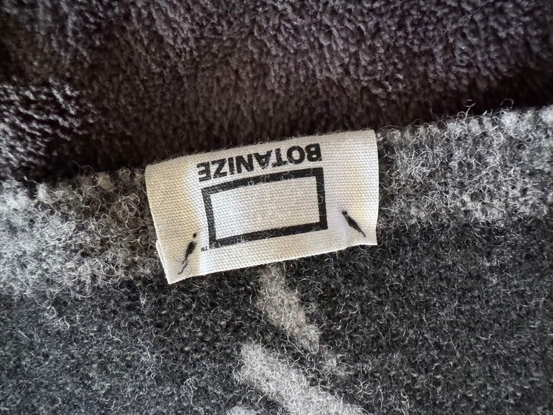 OLD MOUNTAIN koti BOTANIZE　KAKEMONO冬