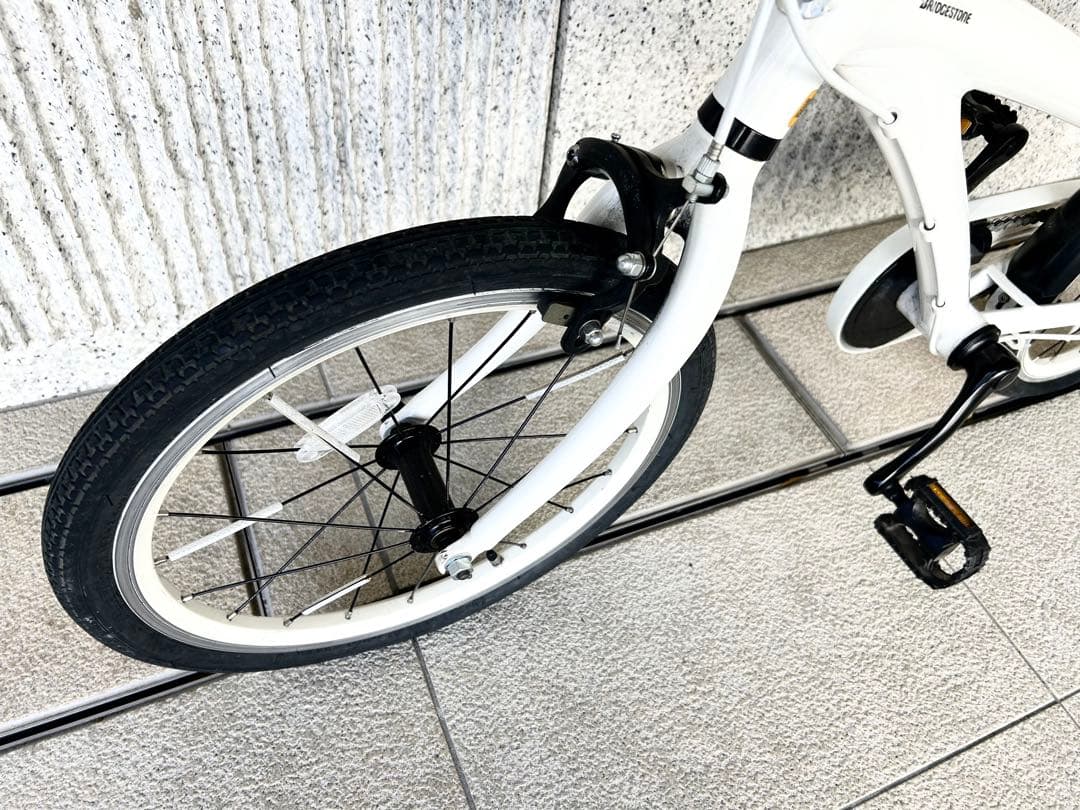 ブリヂストン LEVENA（レベナ） 18型 ホワイト