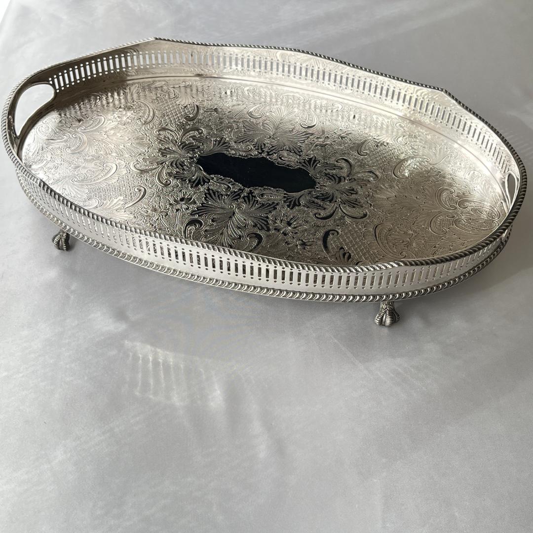 【英国】 ギャラリートレー オーバル型 41cm 装飾フット