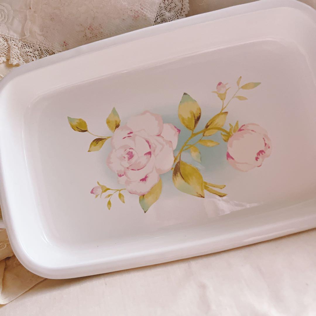 お値下げ♡イマン♡ポワージュホーロートレーマニーローズアンティークニトリイケア