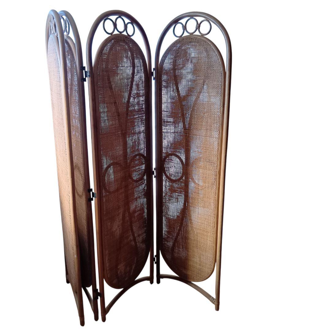 籐のつい立て　②