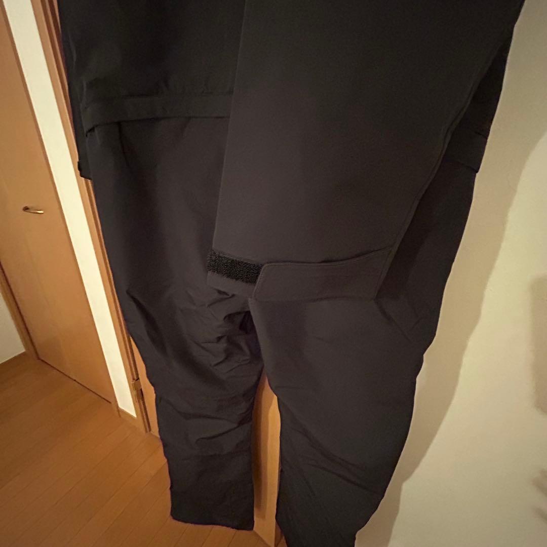 新品　未使用　メンズ　スキー（スノボ）ウェア　つなぎ　Ｍサイズ　大きめ　タグなし