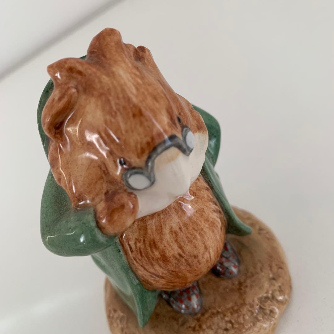 ベスウィック ピーターラビット　フィギュリン