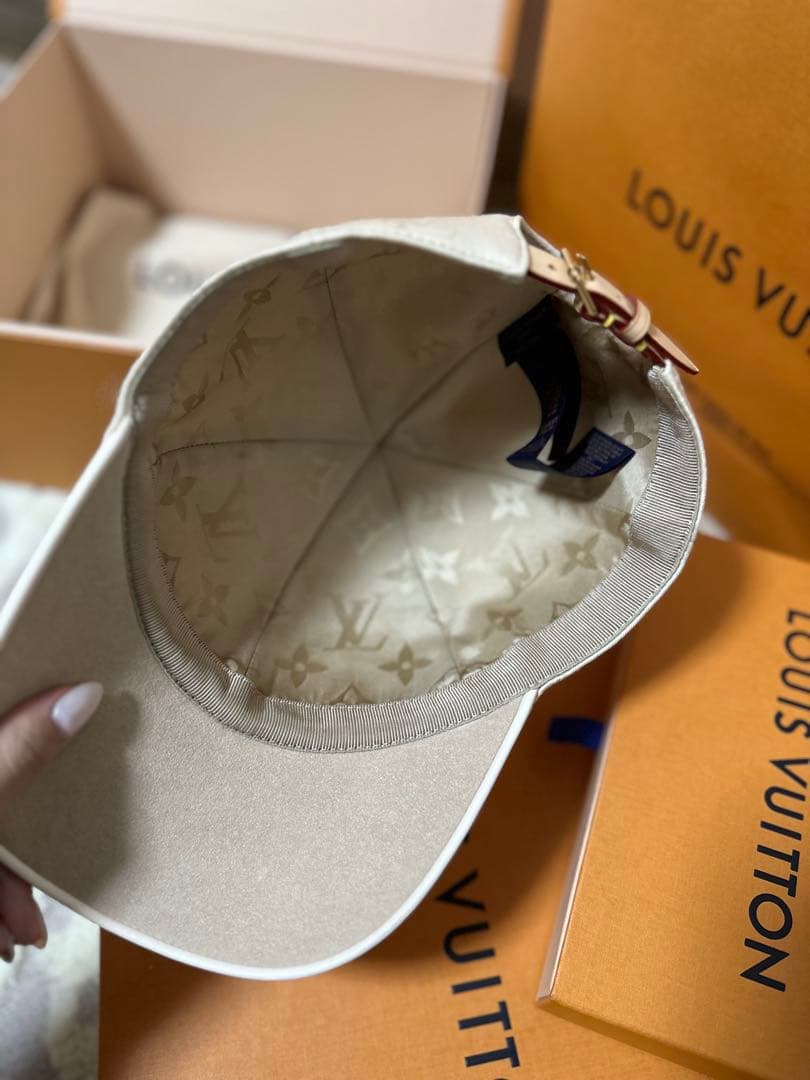 Louis Vuitton アイボリー ベースボールキャップ