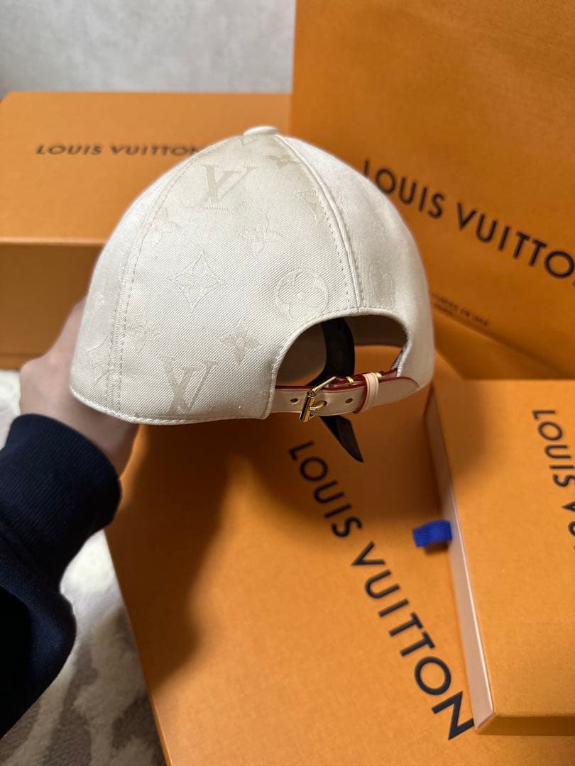 Louis Vuitton アイボリー ベースボールキャップ