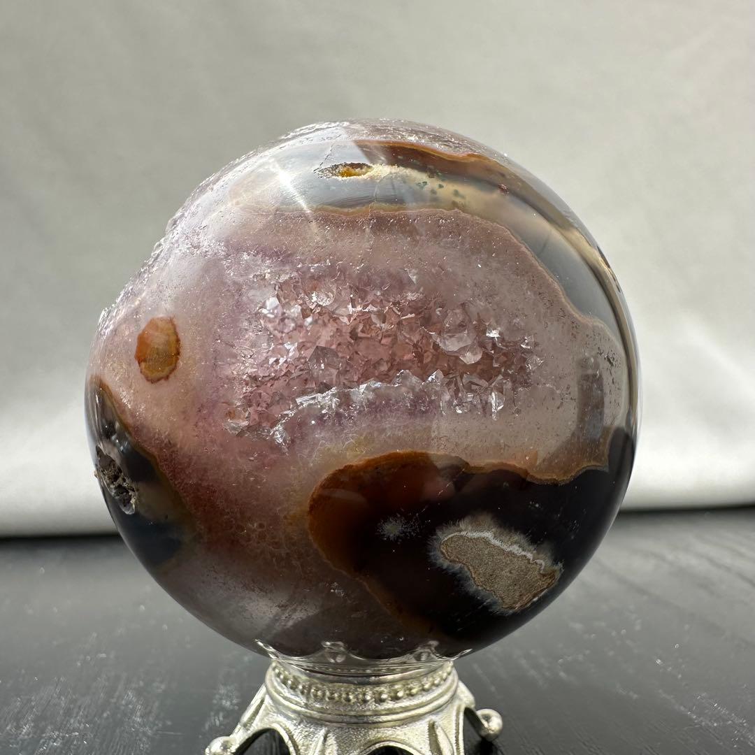 天然石アメジストの笑い口　置物　スフィアE.89