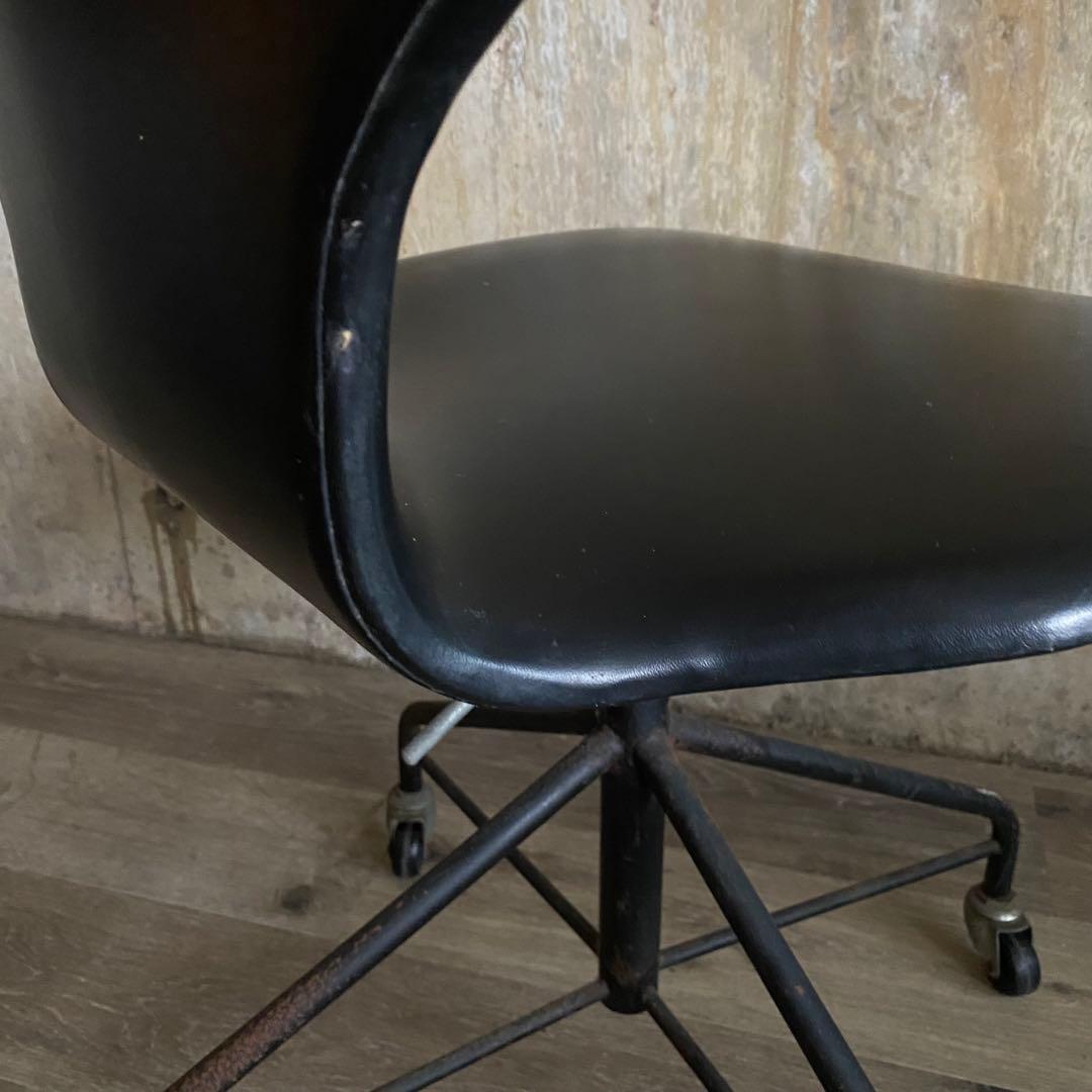 インダストリアル　チェア　キャスターチェア　オフィスチェア　ヴィンテージ　レトロ
