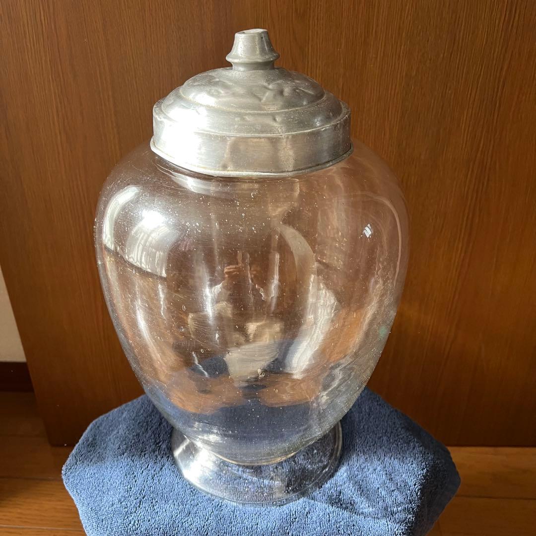 昭和初期、ガラス瓶アルミ叩き出し蓋付き