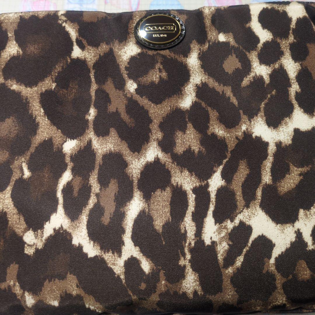 COACH ヒョウ柄 ナイロンバッグ